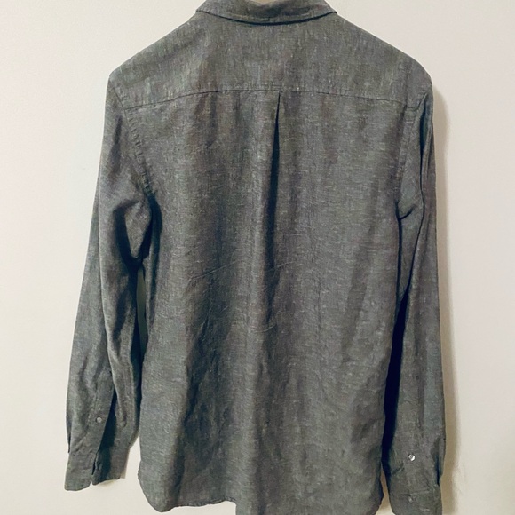 Old Navy Gray Casual Button Down Shirt - Picture 3 of 4